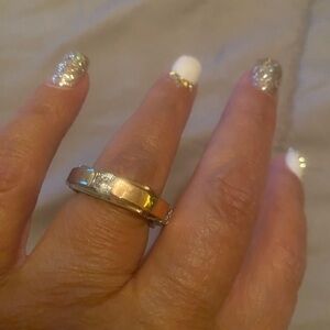 Elegant Gold and Silver Women's Ring